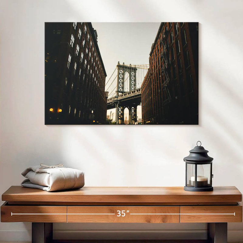 Lilie NYC Manhattan Bridge, H 8 po x l 12 po