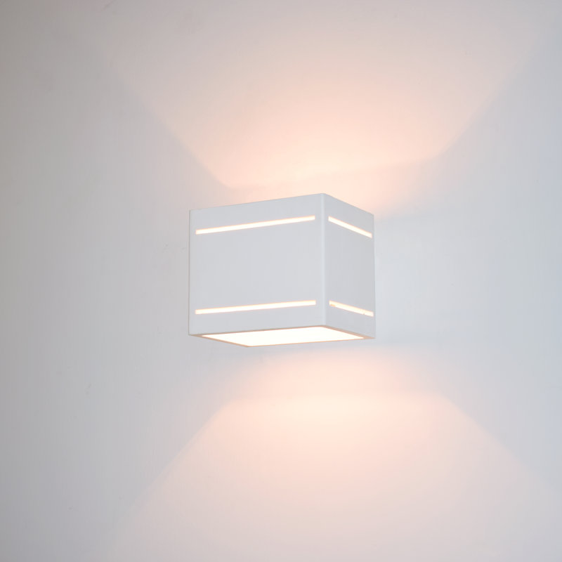 Pullum Ceramic Flush Mounted Sconce