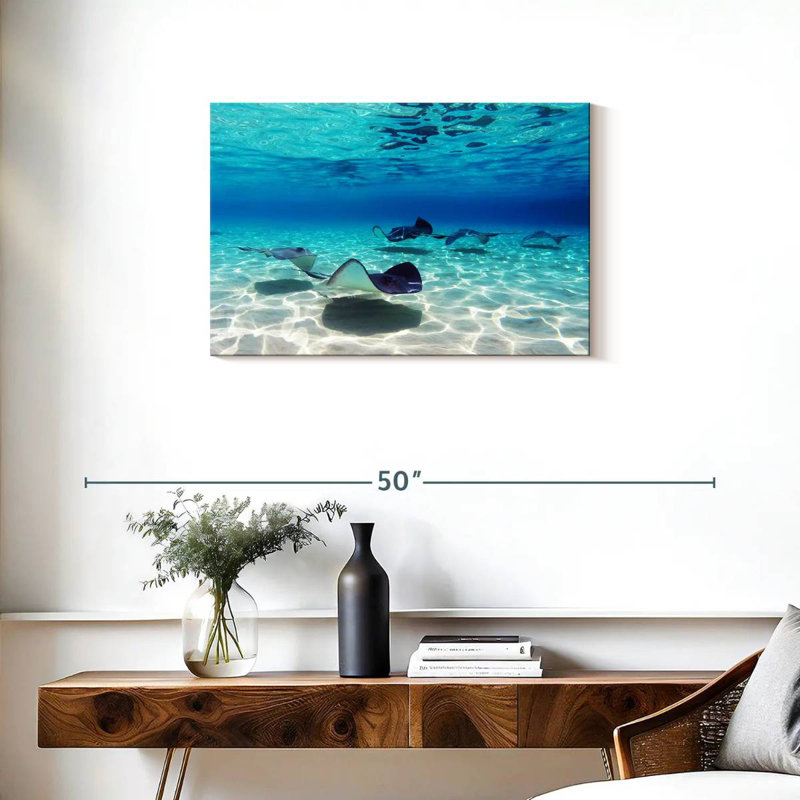 Crowle Grand Cayman Stingrays, 20" H x 30" W