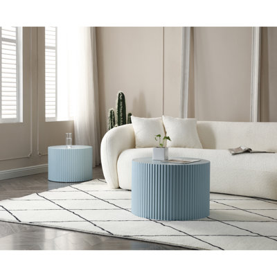 Table basse 2, ronde bleue faite à la main pour espace de loisirs, moderne 2, loisirs artisanaux, gigogne