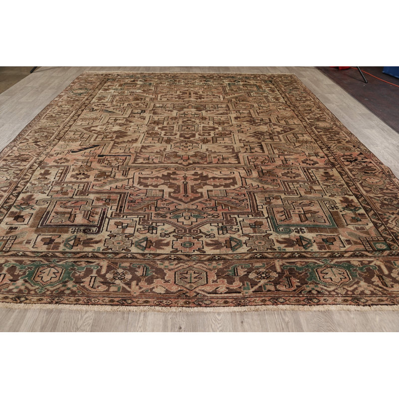 Tapis unique en laine noué à la main brun style Heriz des années 1940 de 9 pi 8 po x 12 pi 2 po