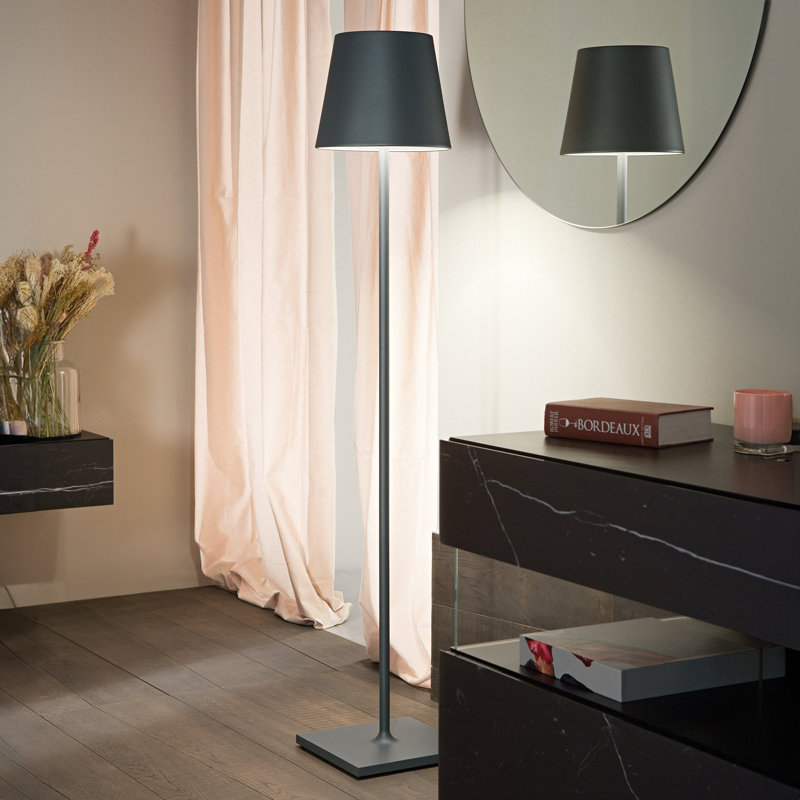 Poldina Pro XXL Floor Lamp, Black