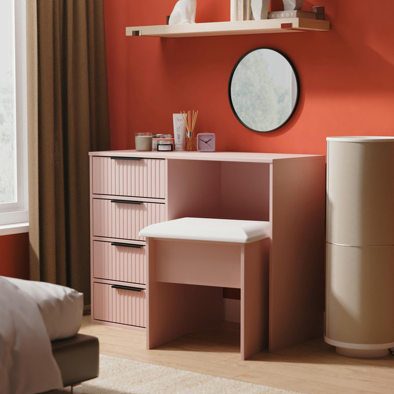 Takirra 4 Drawer Vanity, Pink