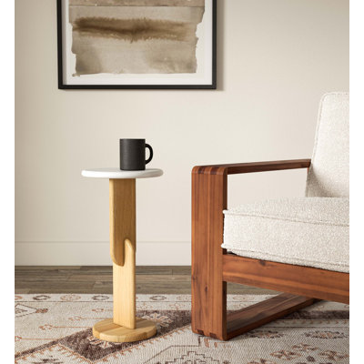 Table de bout ronde en marbre avec base piédestal Kielle