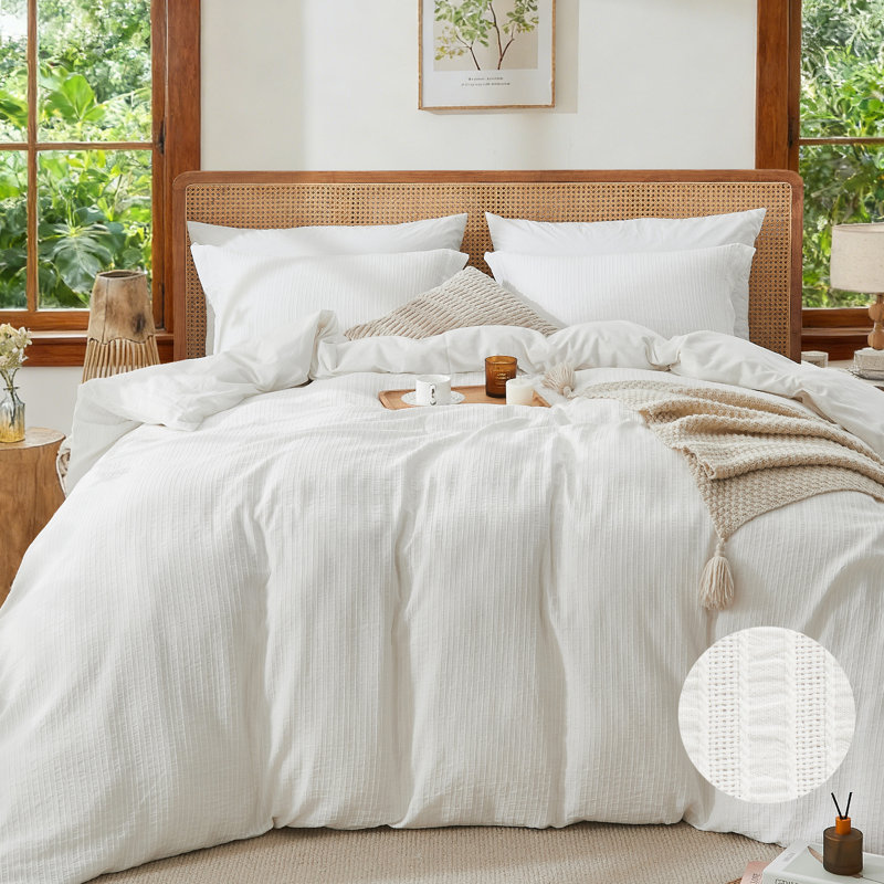 Ensemble de housse de couette rayée en coton délavé avec fermeture à glissière et attaches de coin, King, White