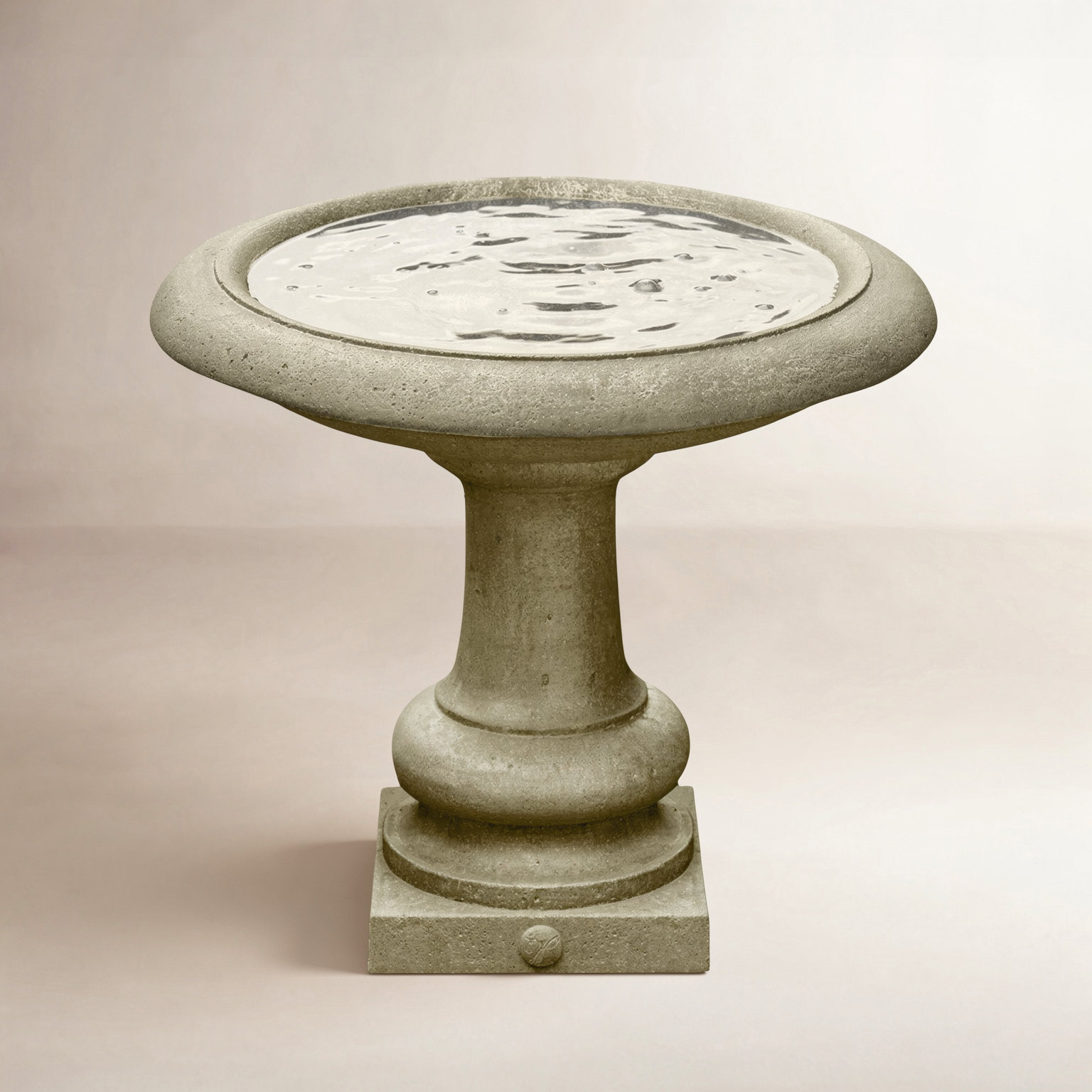 Connerton Concrete Pedestal Birdbath, English Moss