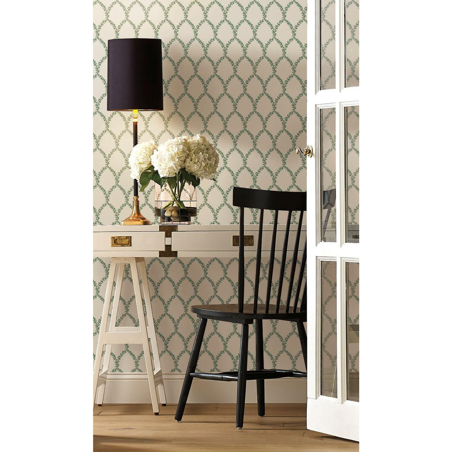 Laurel Wallpaper Roll, Green/White
