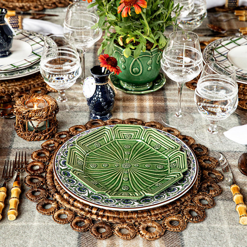 Natural Hand-Woven Rattan Scallop Ring Placemat