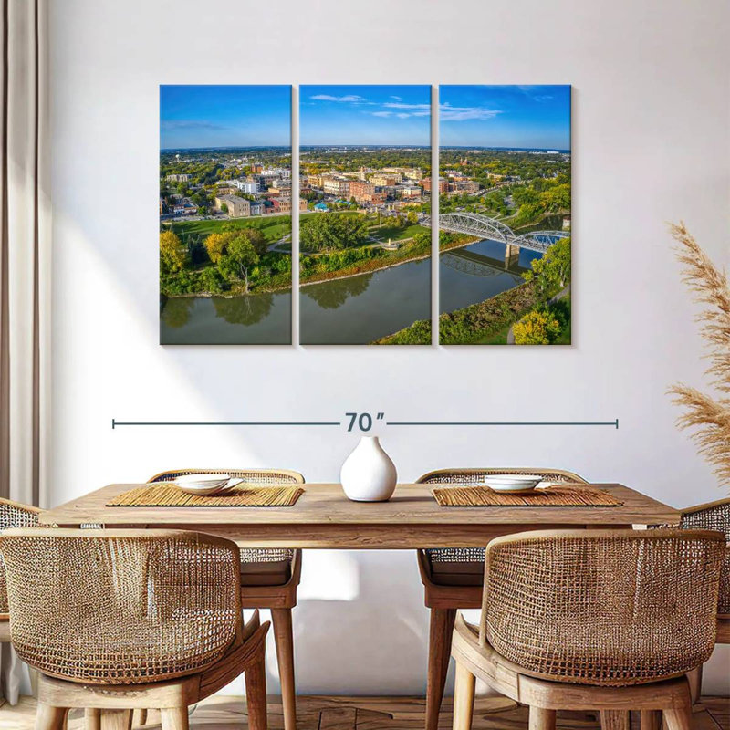 North Dakota, 36" H x 57" W