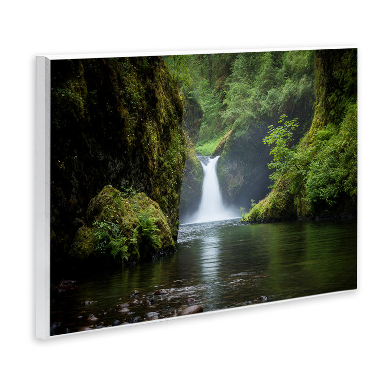 Art mural, "Peaceful Waterfall Creek" par Richard Wong, H 13 po x l 19 po