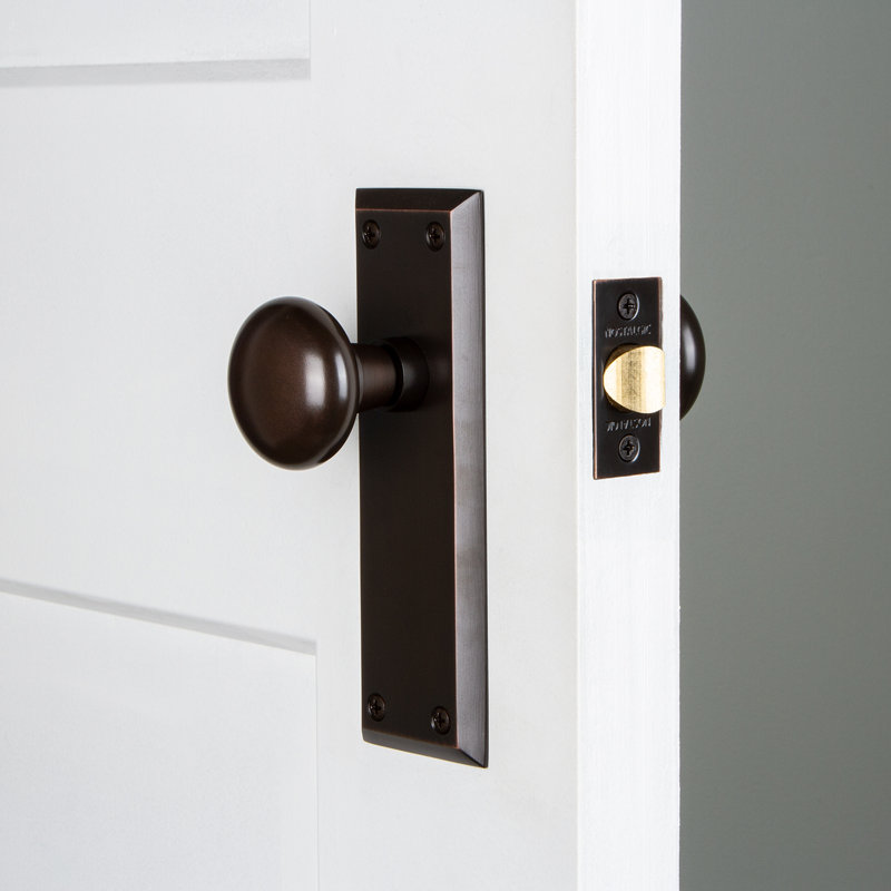 New York Plate with New York Door Knob, Timeless Bronze, 2-3/8”