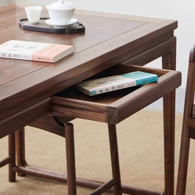 Un bureau en bois d'orme avec des tiroirs cachés, H 29,52 po x l 47,24 po x P 27,55 po