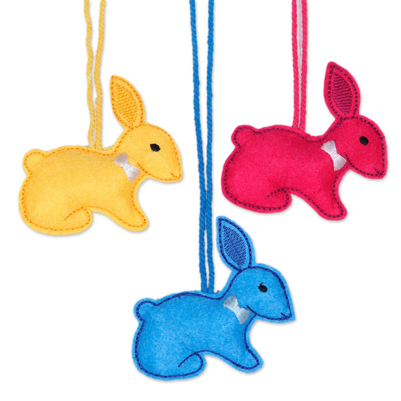 Figurine suspendue en laine bunnies