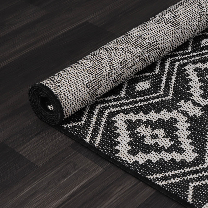Tapis intérieur / extérieur noir / ivoire Waikiki Domek, Rectangle 8 pi x 10 pi, Black/Ivory