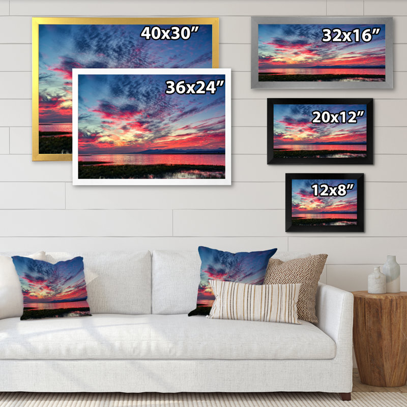 «Sunset Beach Dramatic Sky» - art mural sur toile nautique et côtier, Impression noire sur toile encadrée