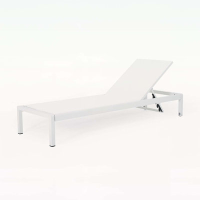Versatile Aluminum Chaise Lounge with Superior Relaxation Features