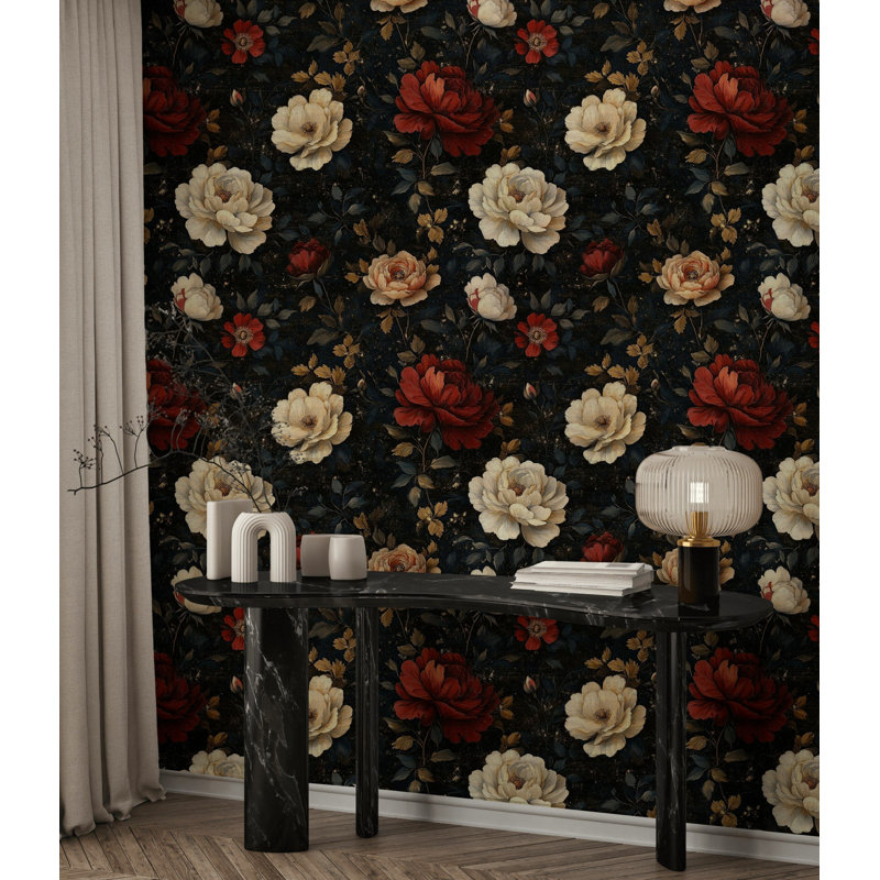 Rouleau de papier peint floral foncé dramatique avec pivoines rouges et crème avec accents dorés