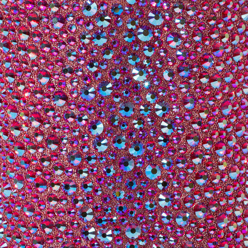 Verre Strass, Rouge irisé