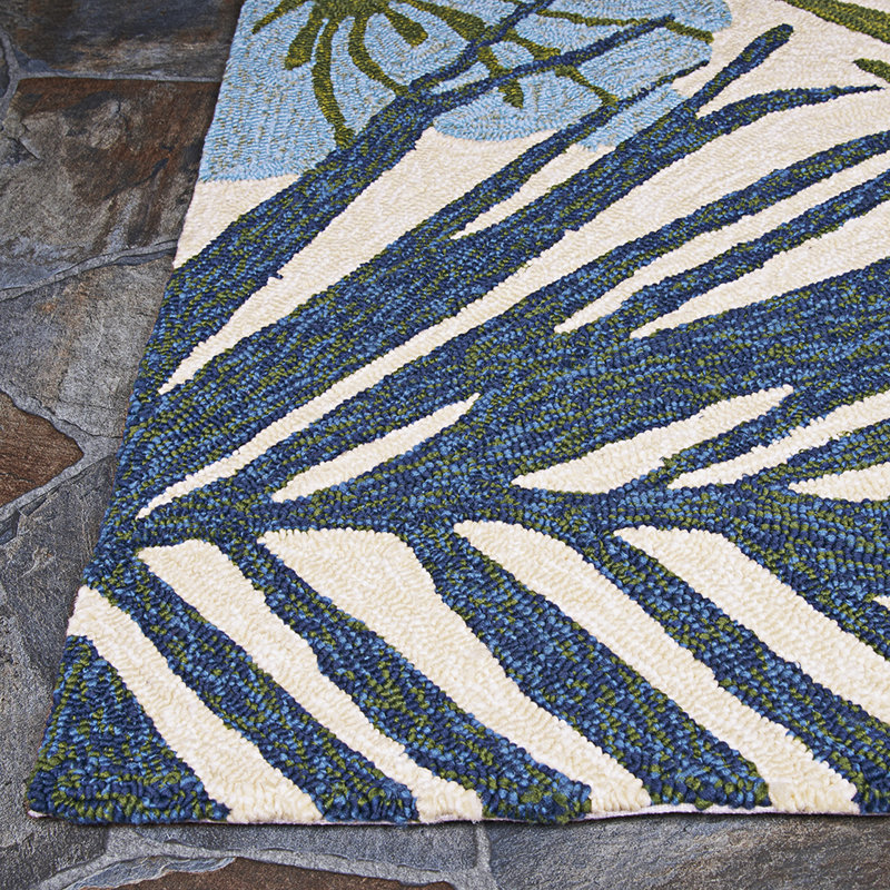 Stowthewold Floral Ivory Fern Green Handmade Indoor Outdoor Area Rug, Runner 2'6" x 8'6"