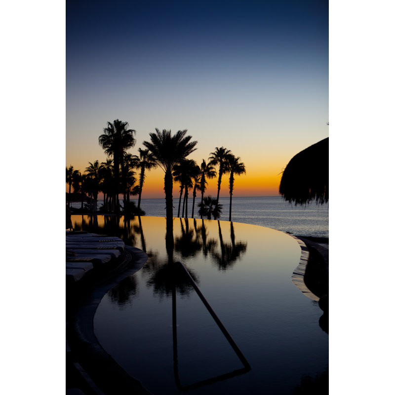 Piscine à débordement au coucher du soleil par P_Wei, H 30 po x l 20 po