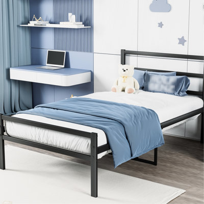 Structure de lit plateforme simple en métal avec tête de lit - Support solide, sans sommier, structure noire au repos tranquille, sommeil calme
