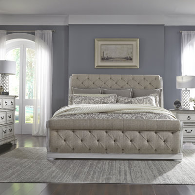 Ensemble de chambre à coucher avec lit-bateau tapissier, commode et miroir Exmouth