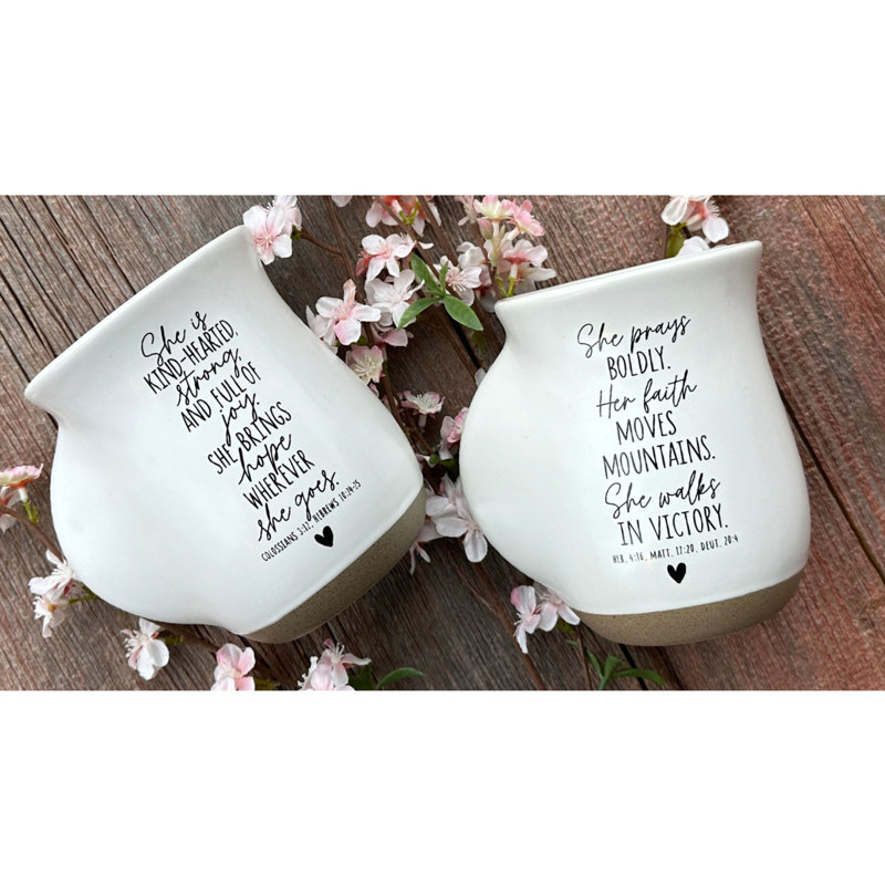 Tasse chauffe-mains blanche, elle est aimable