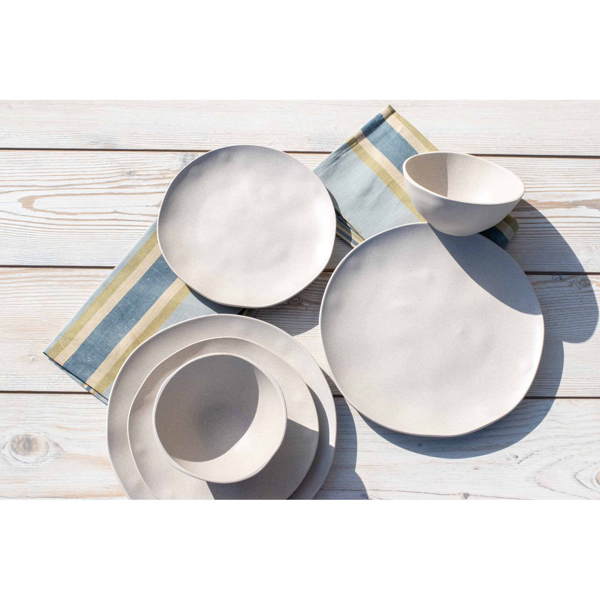 Marnie Wheat Straw Dinnerware Set, Cream
