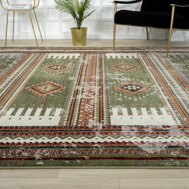 Stepheon Southwestern Area Rug in Green, Rectangle 5'2" x 7'8"