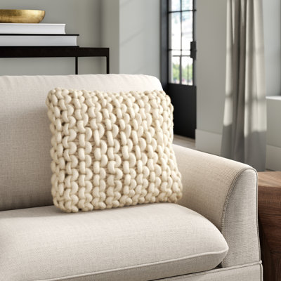 Coussin en laine Zayn