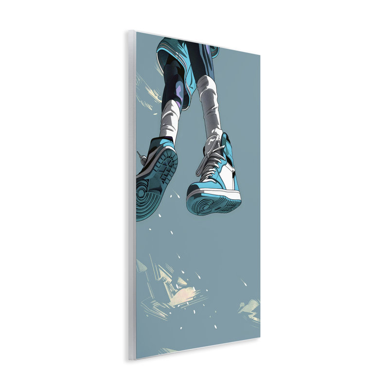Plaque murale Sporty Jump avec espadrilles, design par Ray Powers, H 15 po x l 10 po