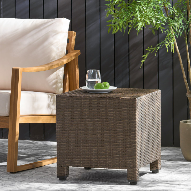 Table, Minimalist Concept, l 18 po x P H, brun, aucune table d'appoint à assembler avec style et fer à repasser, 18 x 18 x 18, assemblée, prête à poser