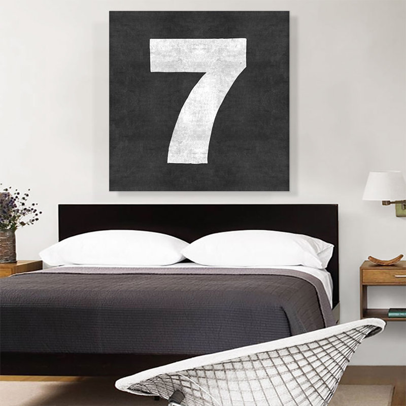 «Chalkboard Number 7 Seven», reproduction d'art textuel sur toile tendue, H 36 po x l 36 po x P 0,75 po