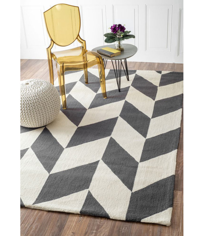 Wolfenbarger Wool Chevron Indoor Rug, Rectangle 5' x 8'