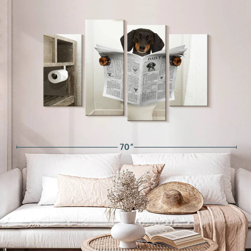 Ketti teckel lisant un journal