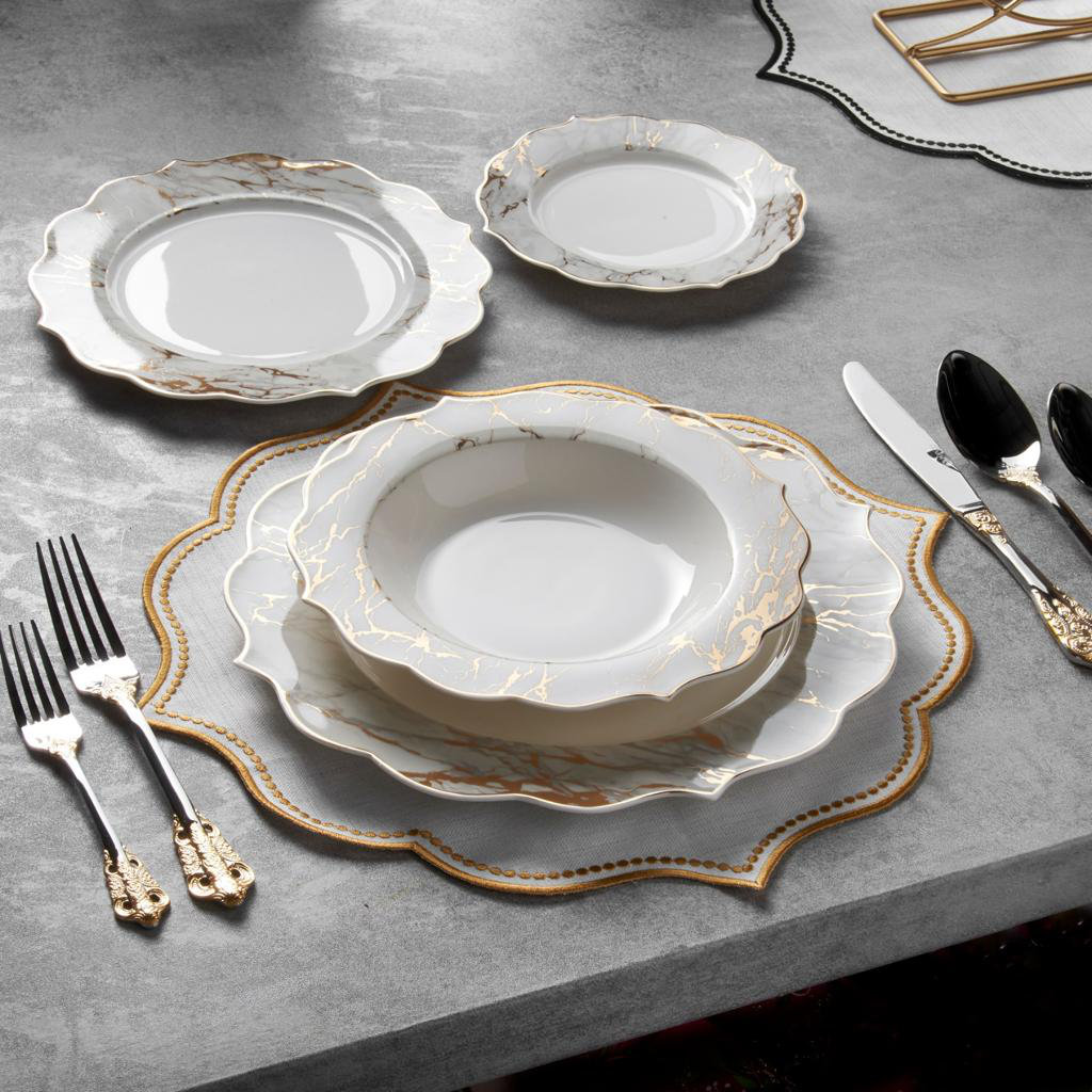 Gold on sale dinnerware sets