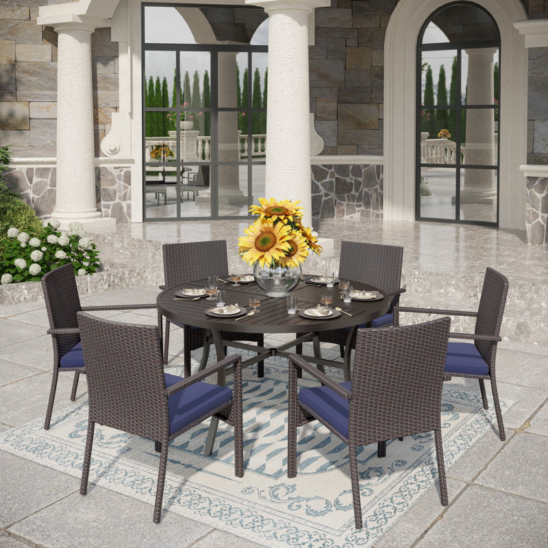 Ensemble de salle à manger d'extérieur à grande table ronde 7 pièces avec chaises en rotin beige, Bleu