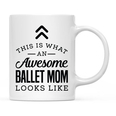 C’est ce qu’on appelle une tasse de ballet impressionnante avec une tasse à café