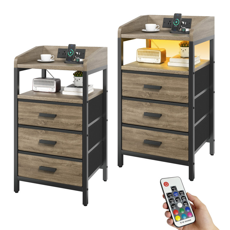 Ensemble de 2 tables de chevet avec station de charge et table de chevet lumineuse