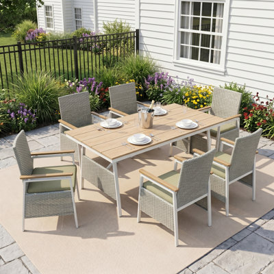 Ensemble de salle à manger 7 pièces pour patio, table de salle à manger l 63 po et 6 chaises en osier avec pieds en alliage d'aluminium pour l'intérieur et l'extérieur