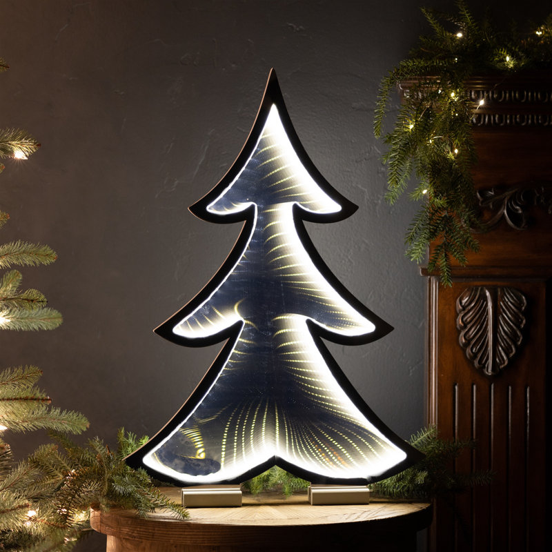 Pine Tree Outline Kanija Light Display 24.5"H
