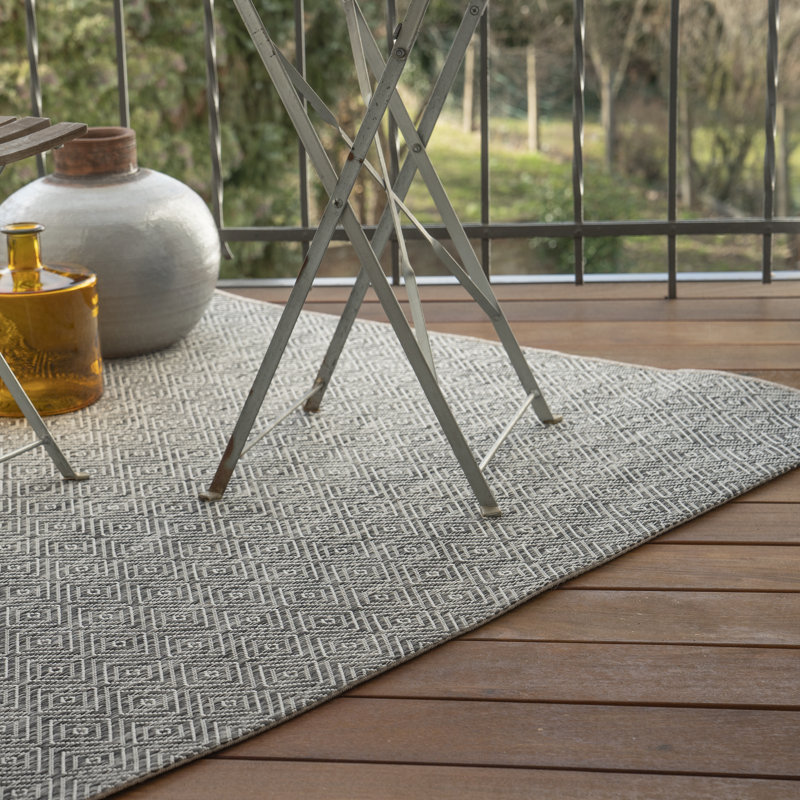 Oriental Indoor / Outdoor Area Rug, Rectangle 120 x 170cm