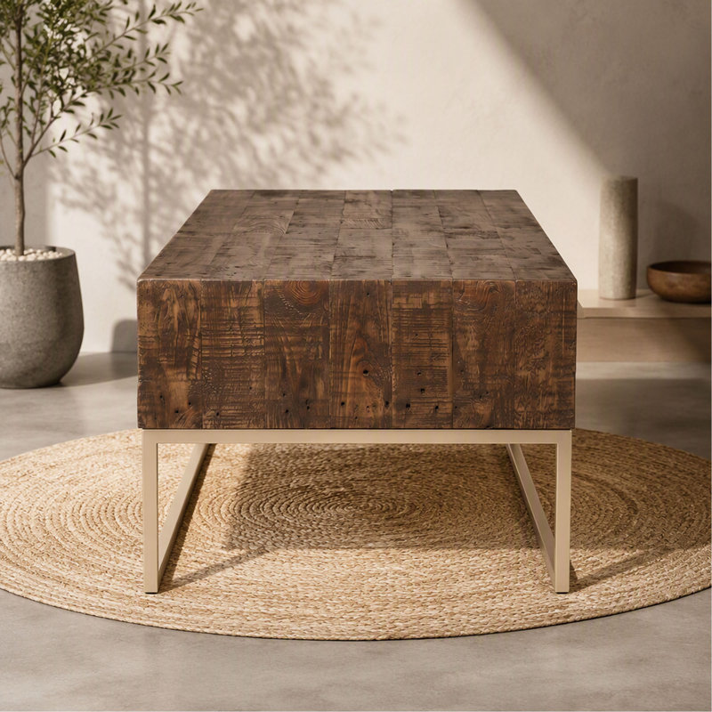 Table basse de style transitionnel taupe