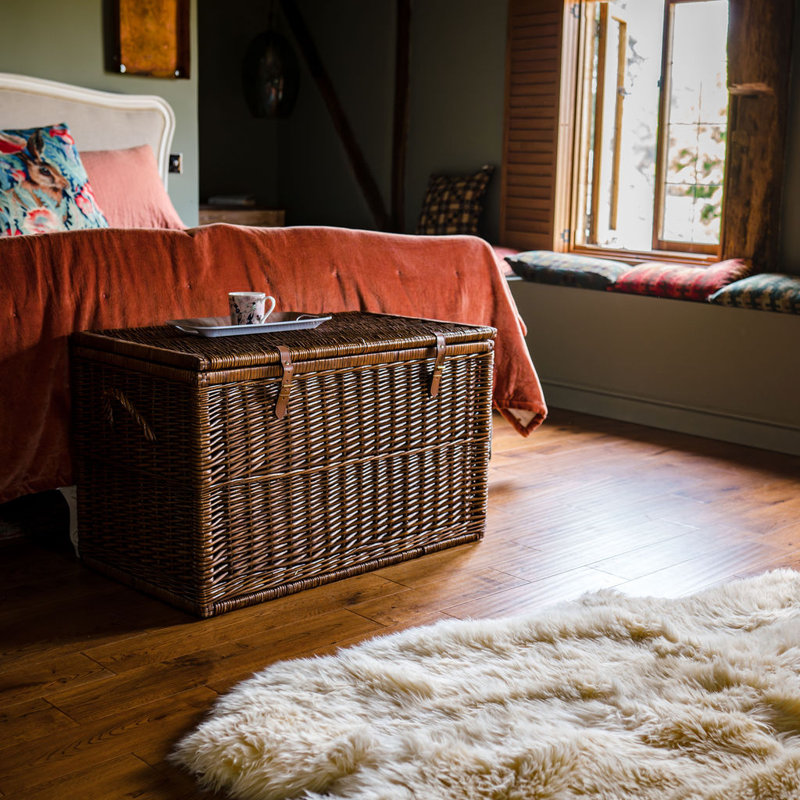 Shields Extra Large Wicker Storage Trunk Basket with Lid, Distilled Brown