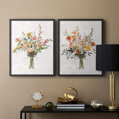 «Favorite Picks Bouquet I», reproduction encadrée de qualité supérieure - prête à être accrochée - aucun clou requis - aucun clou requis