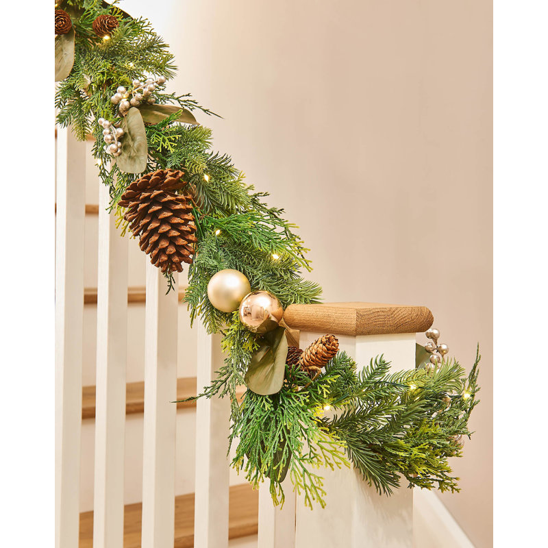 274.32cm Lighted Faux Garland with Lights