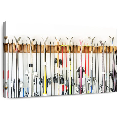 Organized ski equipment Sireci