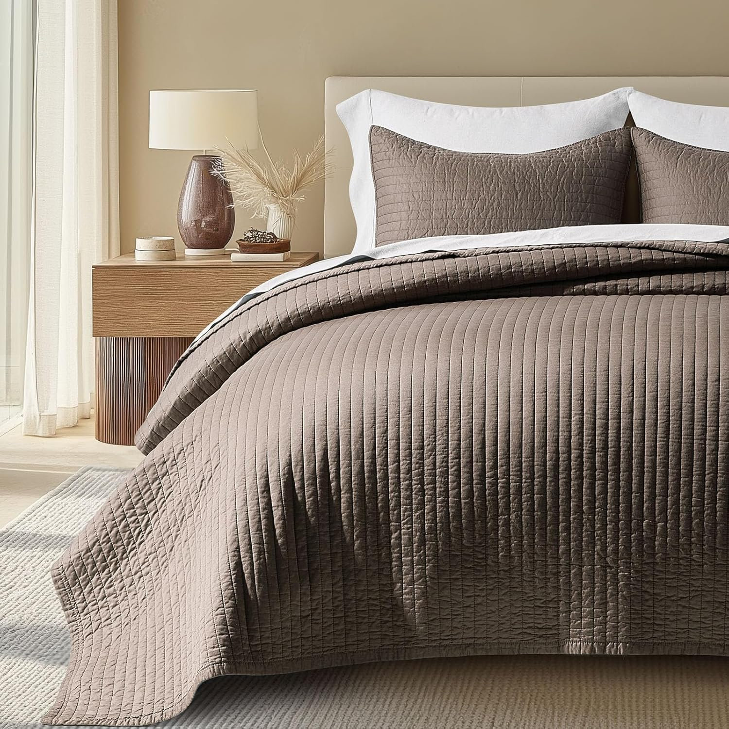 Cotton Sateen Quilt Set, Queen Quilt + 2 Queen Shams, Mocha Brown