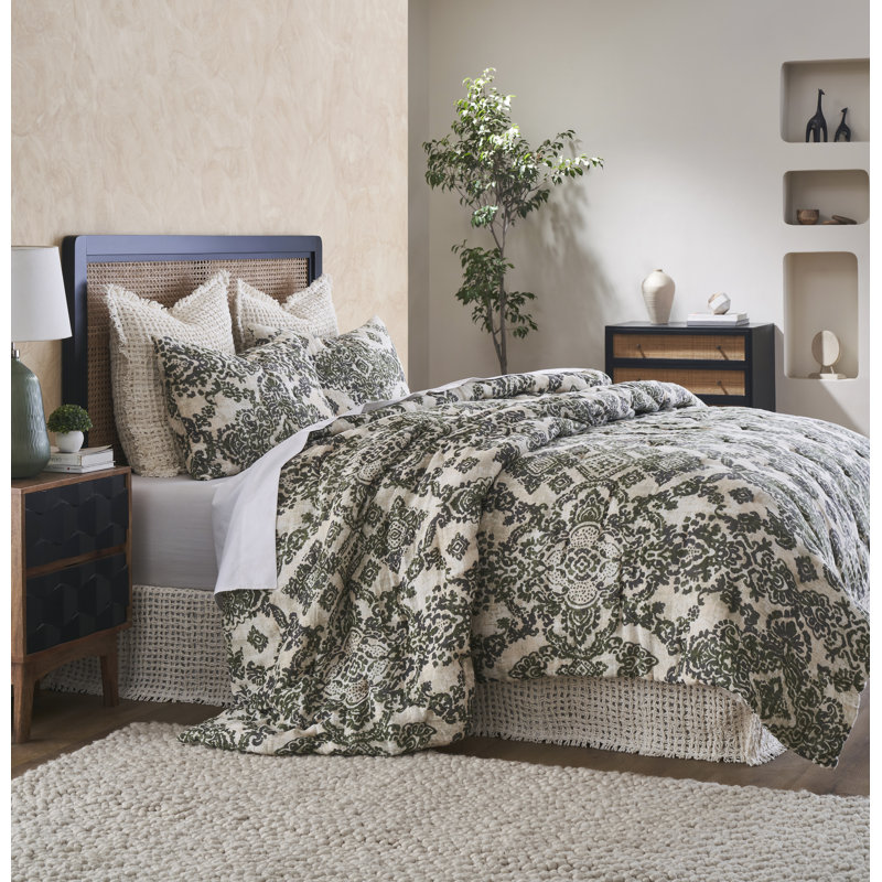 Lyon Sham, King