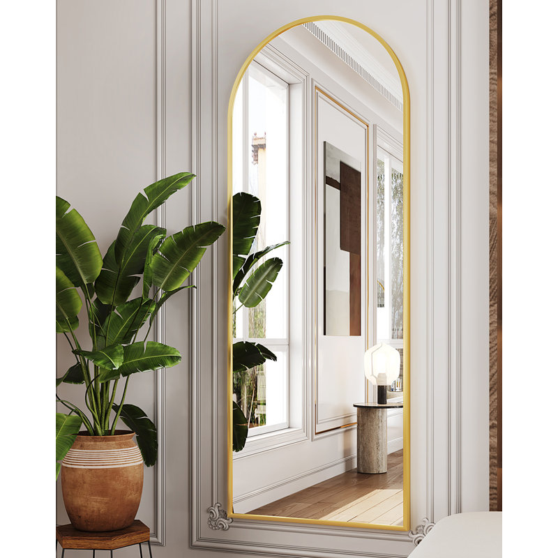 Miroir surdimensionné arqué en métal surdimensionné, 64 po x 21 po, Doré